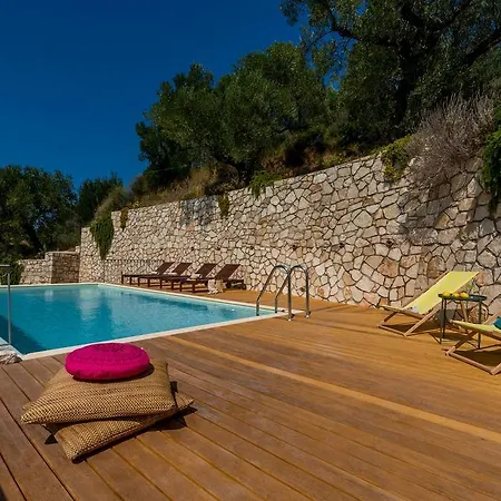 Oliva, In A Serene Location & Private Pool, By Zantewize Villa *